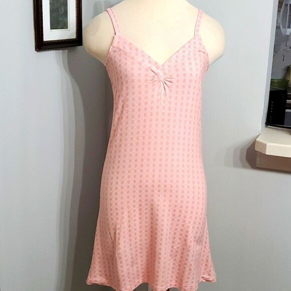 PAJAMAGRAM night gown. Size small. Pink,  so very soft. Adjustable straps. Great - Picture 1 of 10